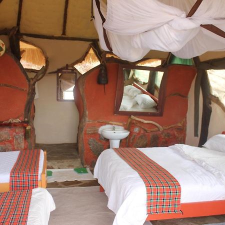 הוילה ארצ'רס פוסט Lion'S Cave Camp, Samburu מראה חיצוני תמונה