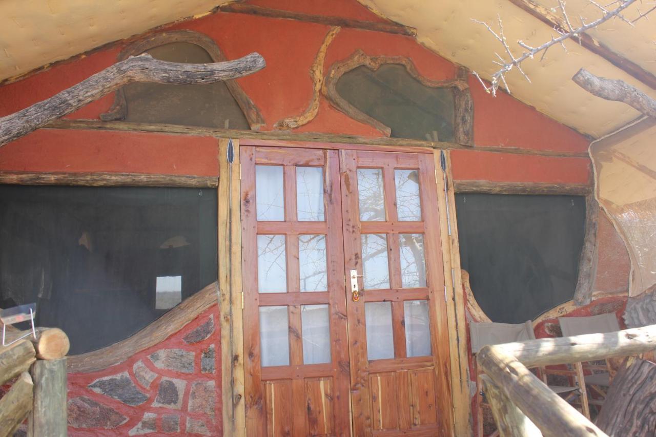 הוילה ארצ'רס פוסט Lion'S Cave Camp, Samburu מראה חיצוני תמונה