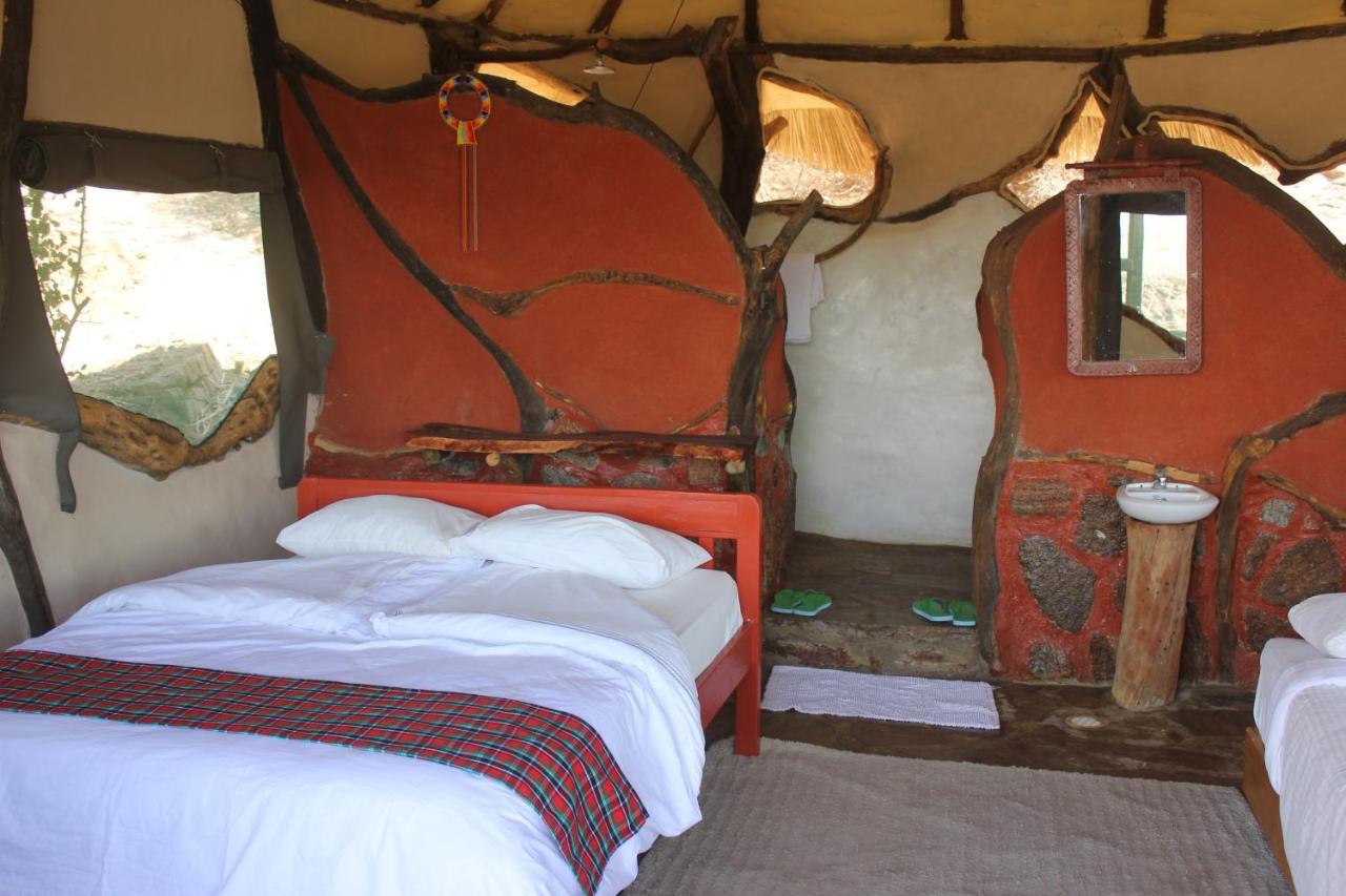 הוילה ארצ'רס פוסט Lion'S Cave Camp, Samburu מראה חיצוני תמונה