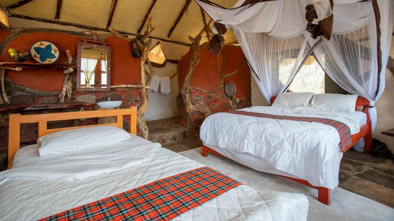 הוילה ארצ'רס פוסט Lion'S Cave Camp, Samburu מראה חיצוני תמונה