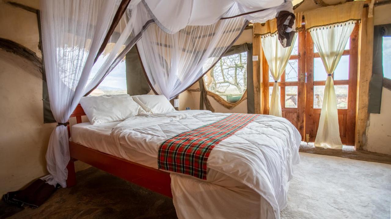 הוילה ארצ'רס פוסט Lion'S Cave Camp, Samburu מראה חיצוני תמונה