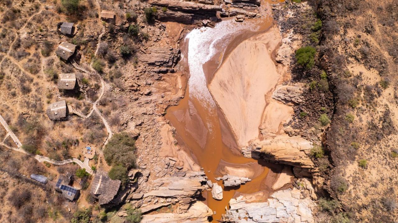 הוילה ארצ'רס פוסט Lion'S Cave Camp, Samburu מראה חיצוני תמונה