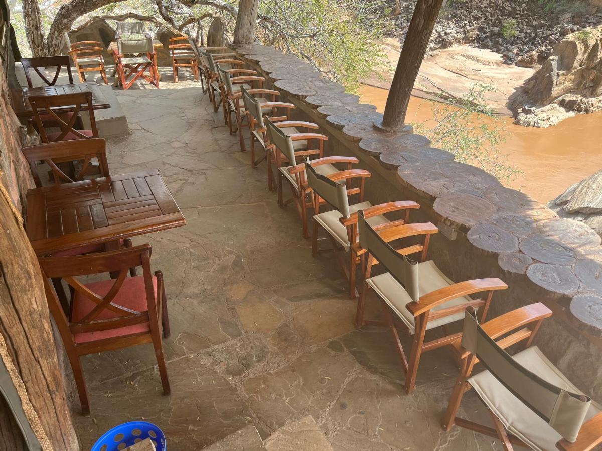הוילה ארצ'רס פוסט Lion'S Cave Camp, Samburu מראה חיצוני תמונה