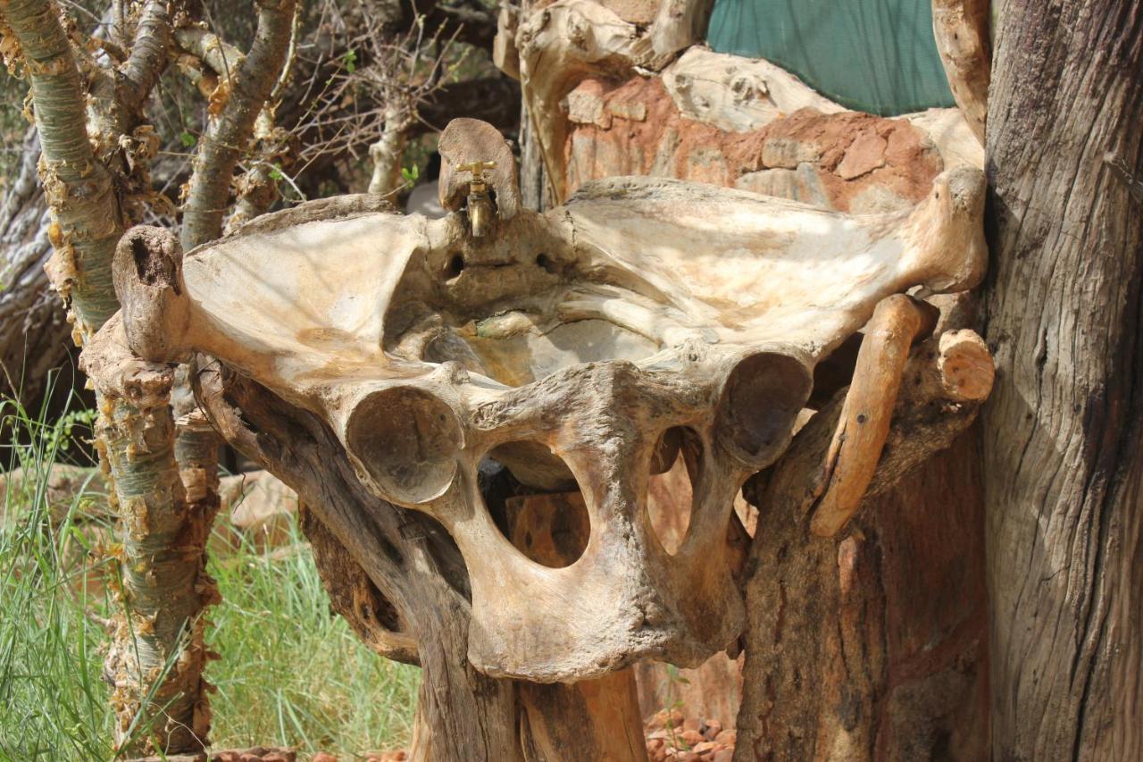 הוילה ארצ'רס פוסט Lion'S Cave Camp, Samburu מראה חיצוני תמונה