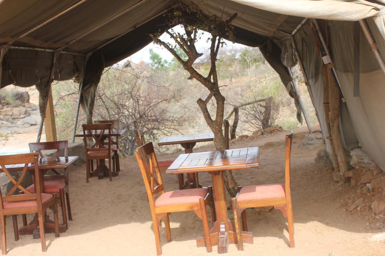 הוילה ארצ'רס פוסט Lion'S Cave Camp, Samburu מראה חיצוני תמונה