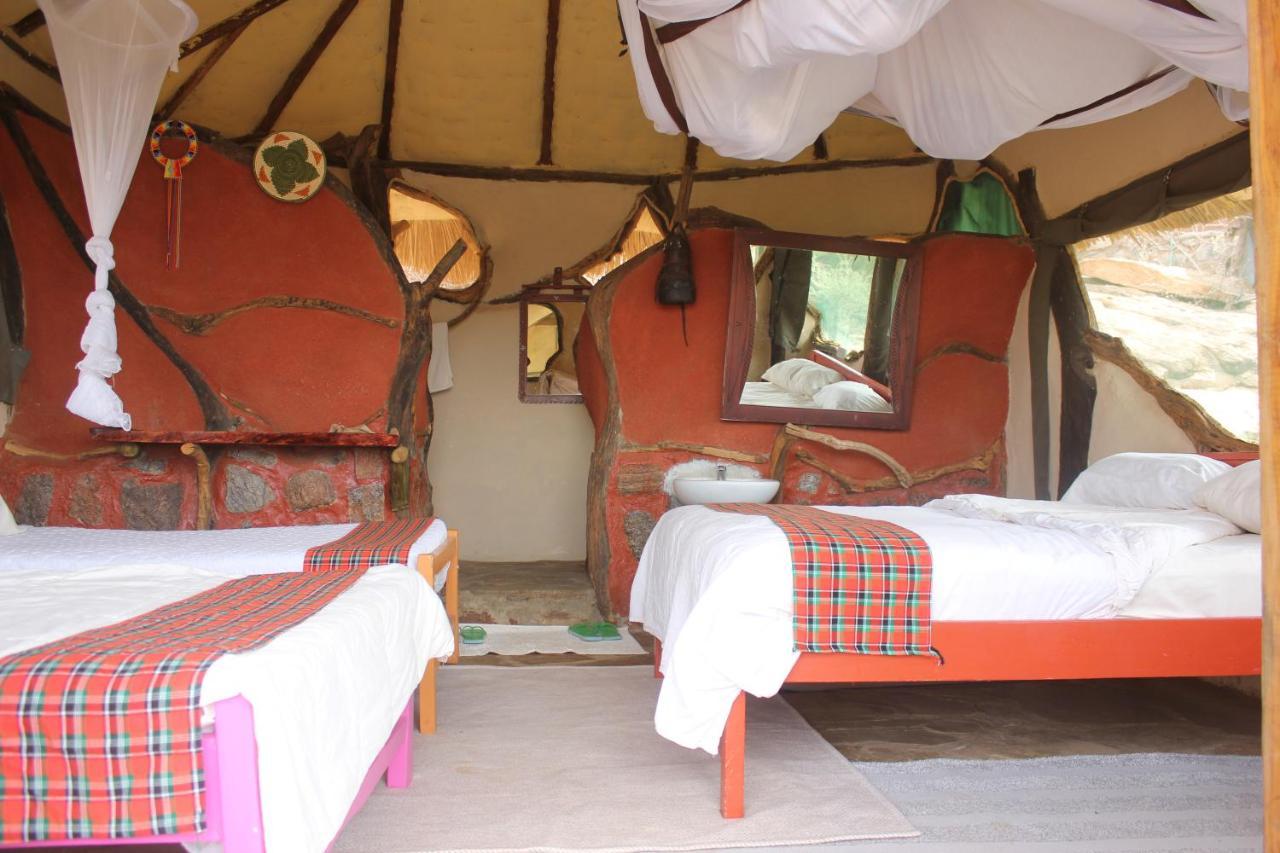 הוילה ארצ'רס פוסט Lion'S Cave Camp, Samburu מראה חיצוני תמונה