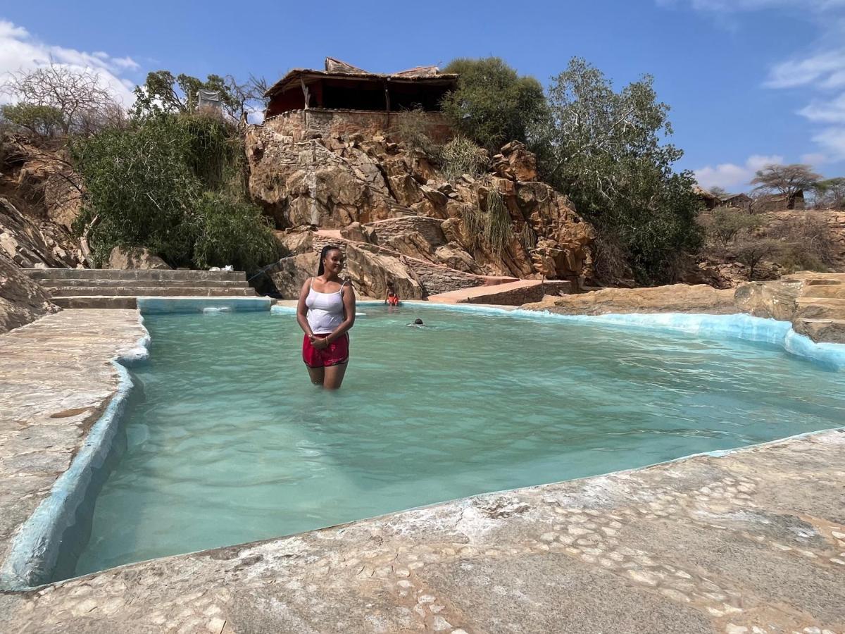 הוילה ארצ'רס פוסט Lion'S Cave Camp, Samburu מראה חיצוני תמונה