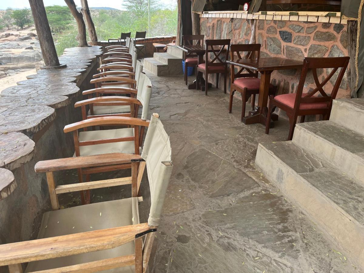 הוילה ארצ'רס פוסט Lion'S Cave Camp, Samburu מראה חיצוני תמונה